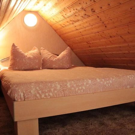 Ferienwohnung Bock Im Seenland Hoyerswerda Exterior foto
